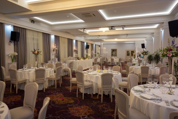 HOTEL ZLATNIK - restorani & sale za venčanja