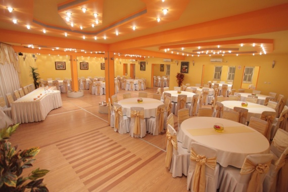 VILA ATINA - restorani & sale za venčanja