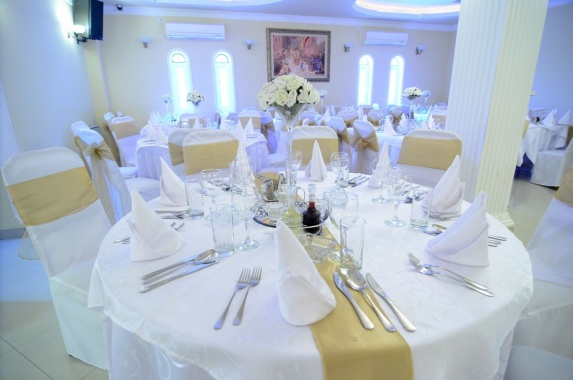 SVEČANA SALA GRAND HERTZ - restoran & sala za venčanja