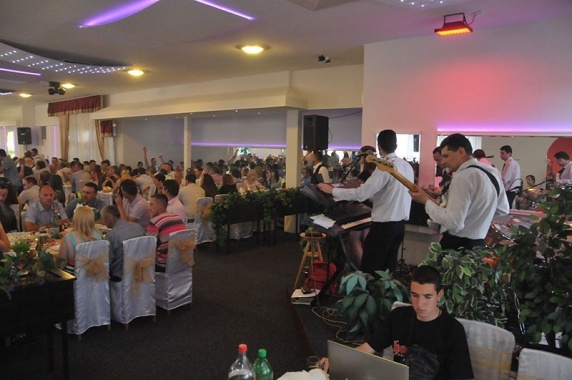 RESTORAN DUGA - restoran & sala za venčanja