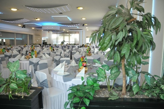 RESTORAN DUGA - restoran & sala za venčanja