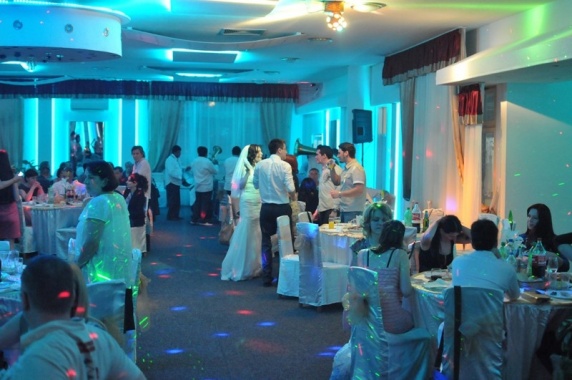 RESTORAN DUGA - restoran & sala za venčanja