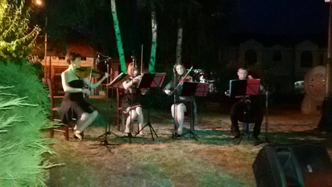 GUDAČKI KVARTET CORONA