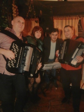Folk plus bend