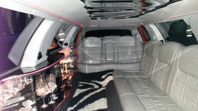 DAS Limo