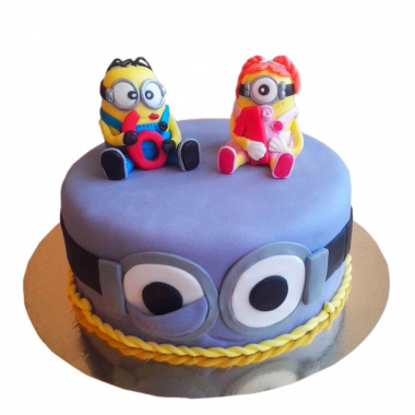 decija_torta_sa_likovima_iz_crtaca_minijoni_31577055360077