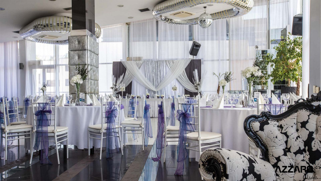 Azzaro White Club