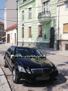 Mercedes E