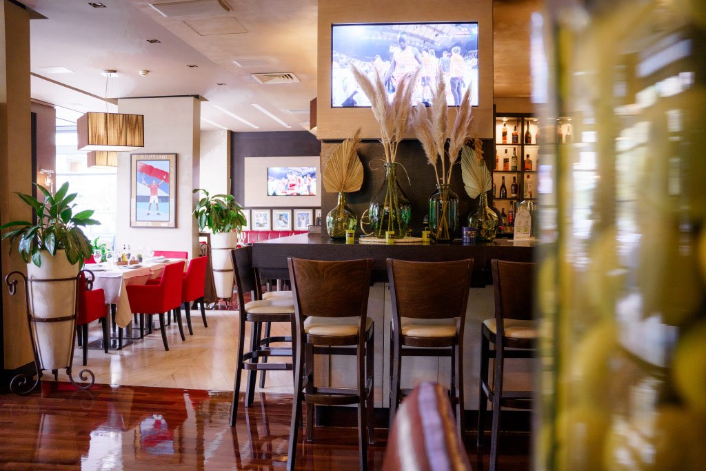 Novak 1 Cafe & Restaurant