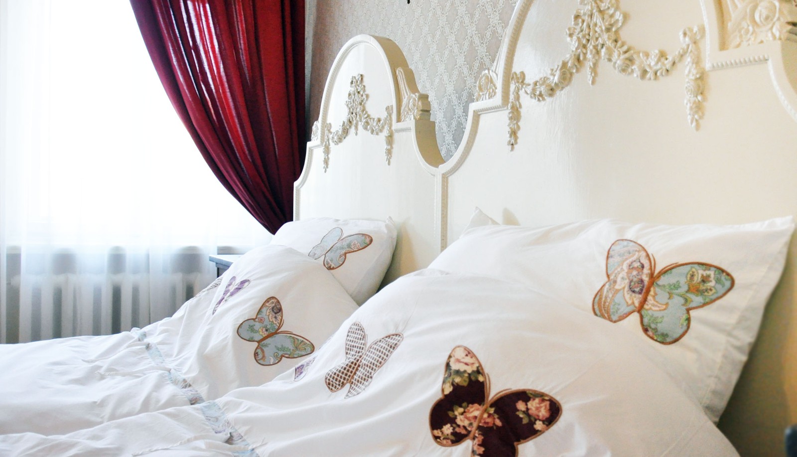 Anna Caffe & Rooms